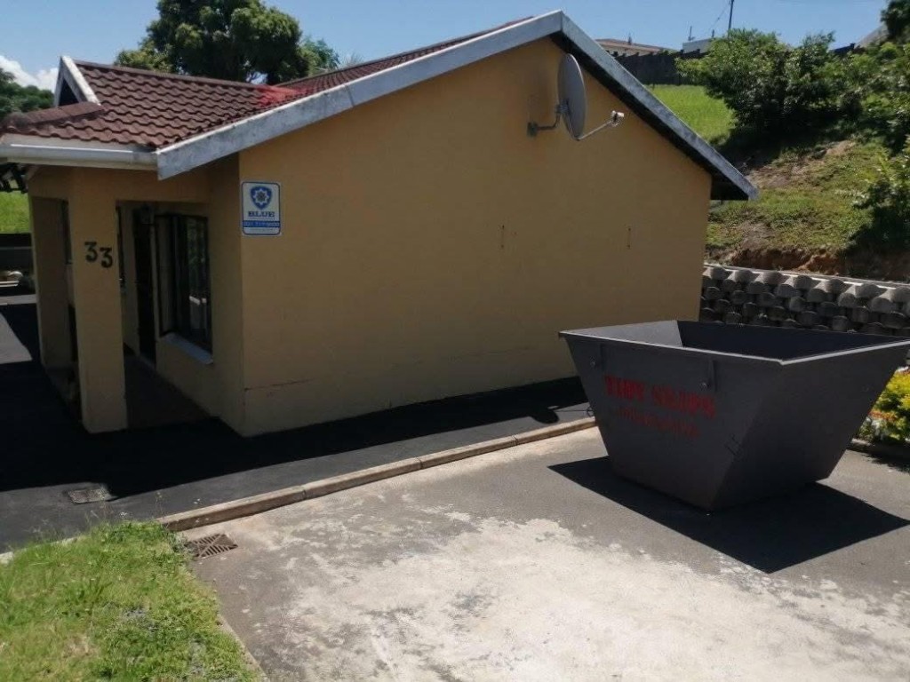 Tidy Skips 2m³ mini skip for hire in Queensburgh